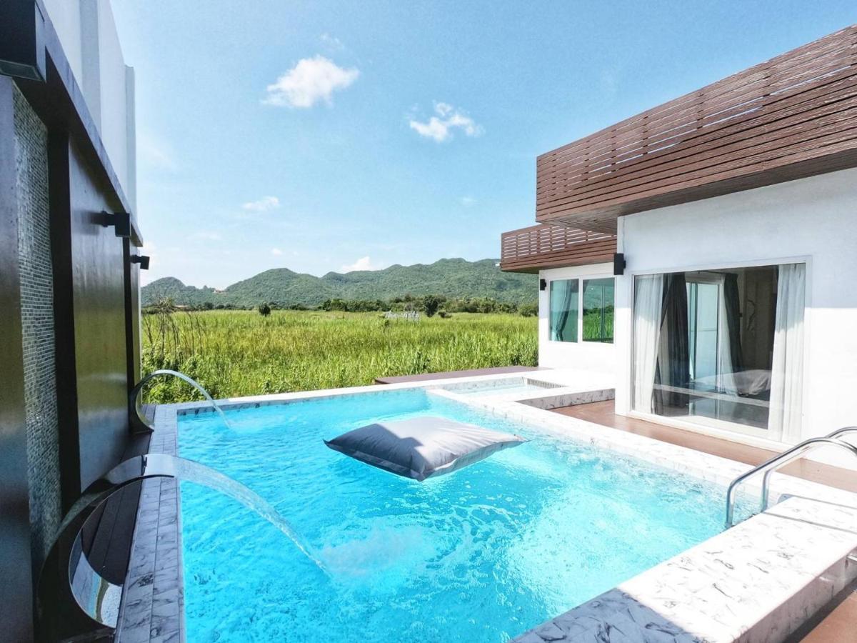 The Vista Pool Villa Kanchanaburi Eksteriør billede